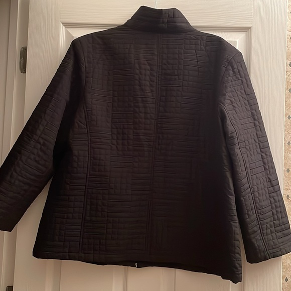 Quilted embroidered coat - Picture 3 of 7